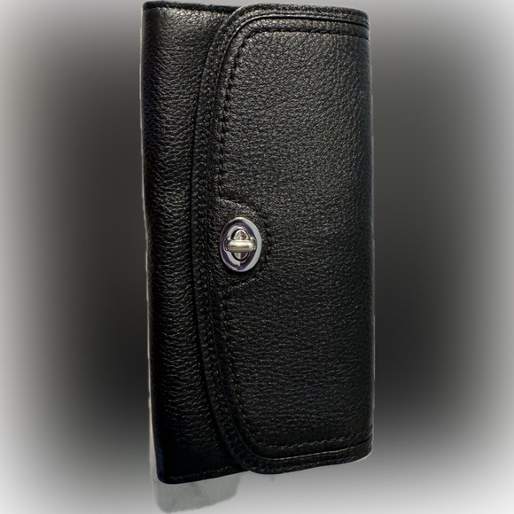 Black leather Coach wallet in excellent condition - Picture 2 of 3